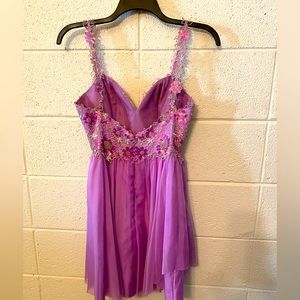 Elegant lavender party dress